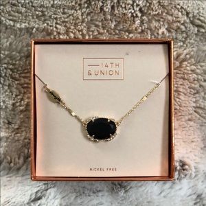 Stone Pendant Short Necklace || 14th & Union